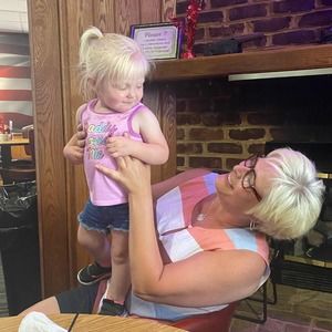 Meet your Posher, Sherry